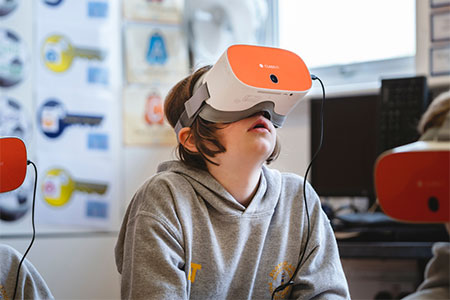 5 Ways VR is helping to address educational challenges