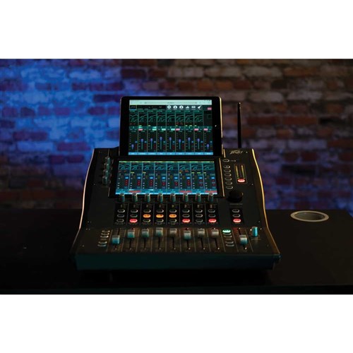 Peavey Aureus 28 Digital Mixer 28 Inputs, 14 Outputs, 9 Fader