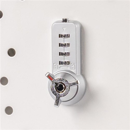 Putnam 8 Charging Station with USB-C